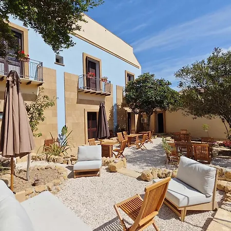 Villa Amoroso - Ospitalità Mediterranea-3